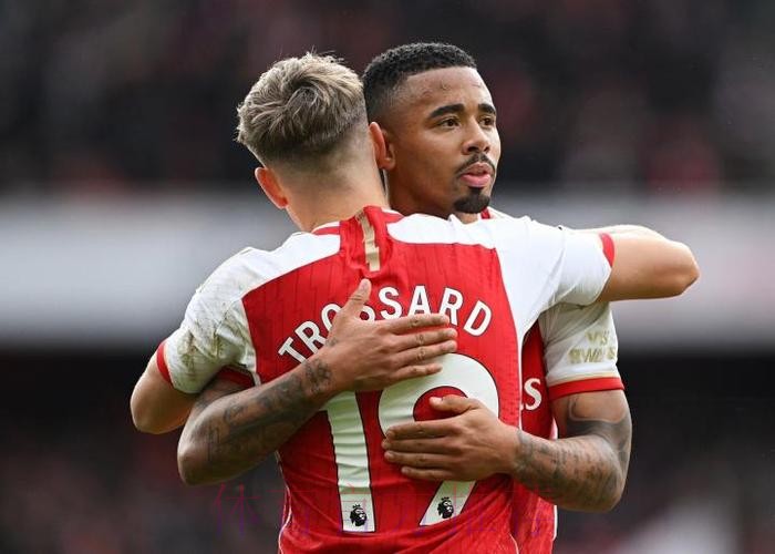 热苏斯本场送出1次助攻,1过人2关键传球,对抗8胜1 热苏斯本场送出1次助攻,1过人2关键传球,对抗8胜1